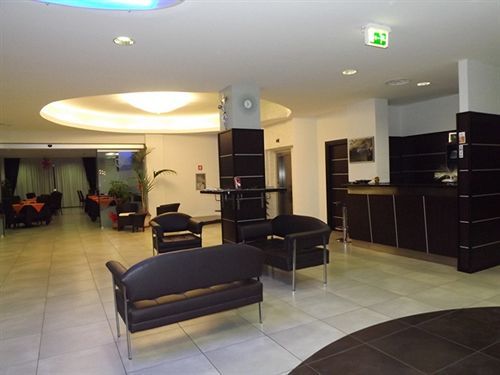 Insteia Hotel